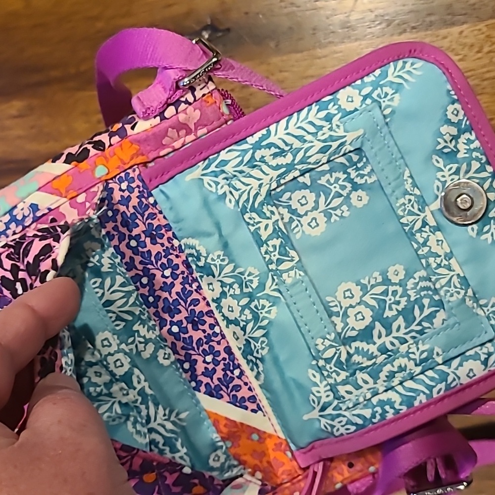 Vera Bradley Quilted Floral Peasant Prairie Hipster Crossbody Bag - Picture 5 of 5